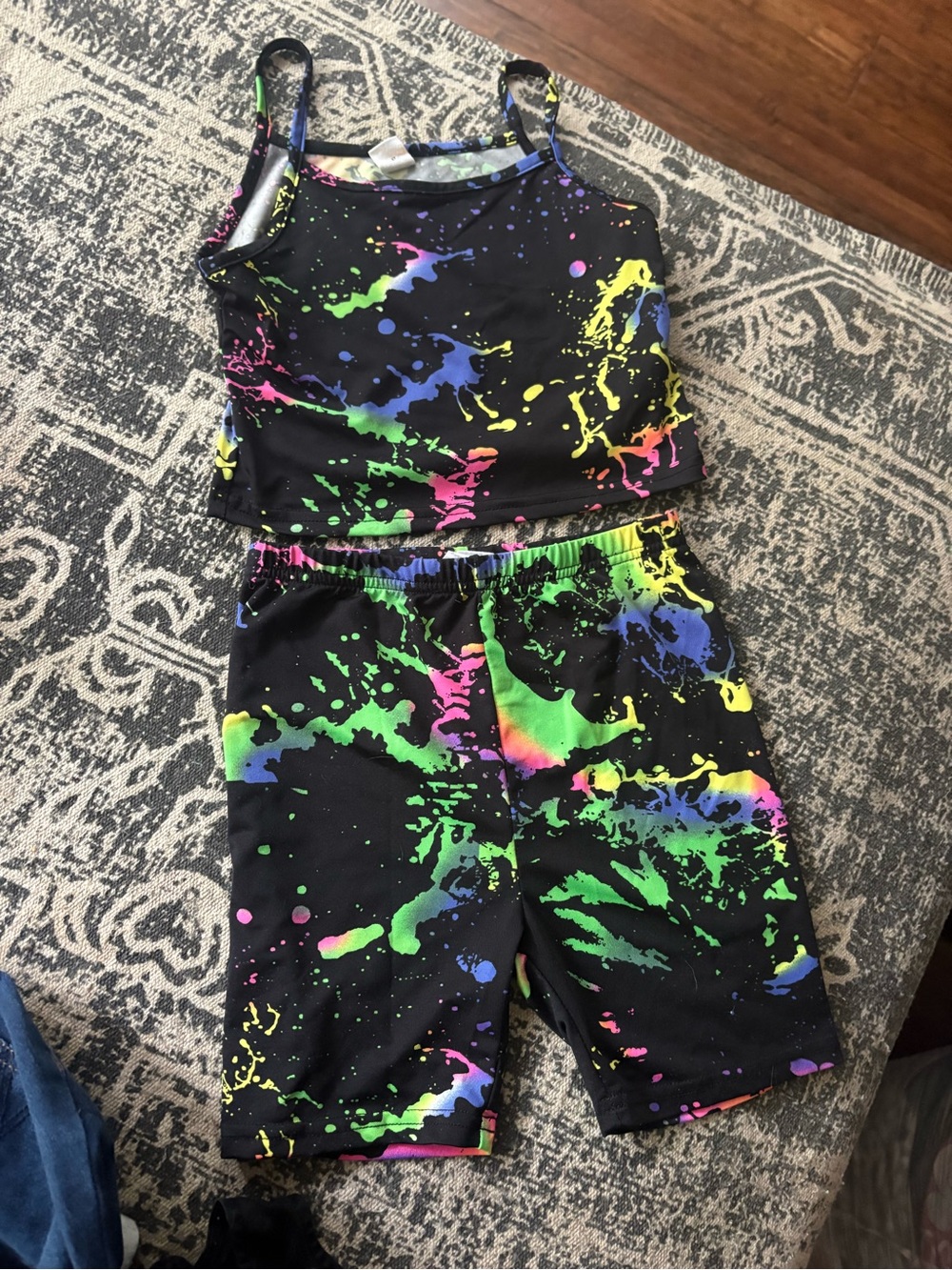 Girls' Neon Splatter Two-Piece Active Set - Black
